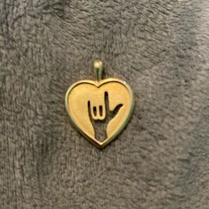 JCF 14k "I LOVE YOU" SIGN LANGUAGE HAND ASL HEART CHARM PENDANT